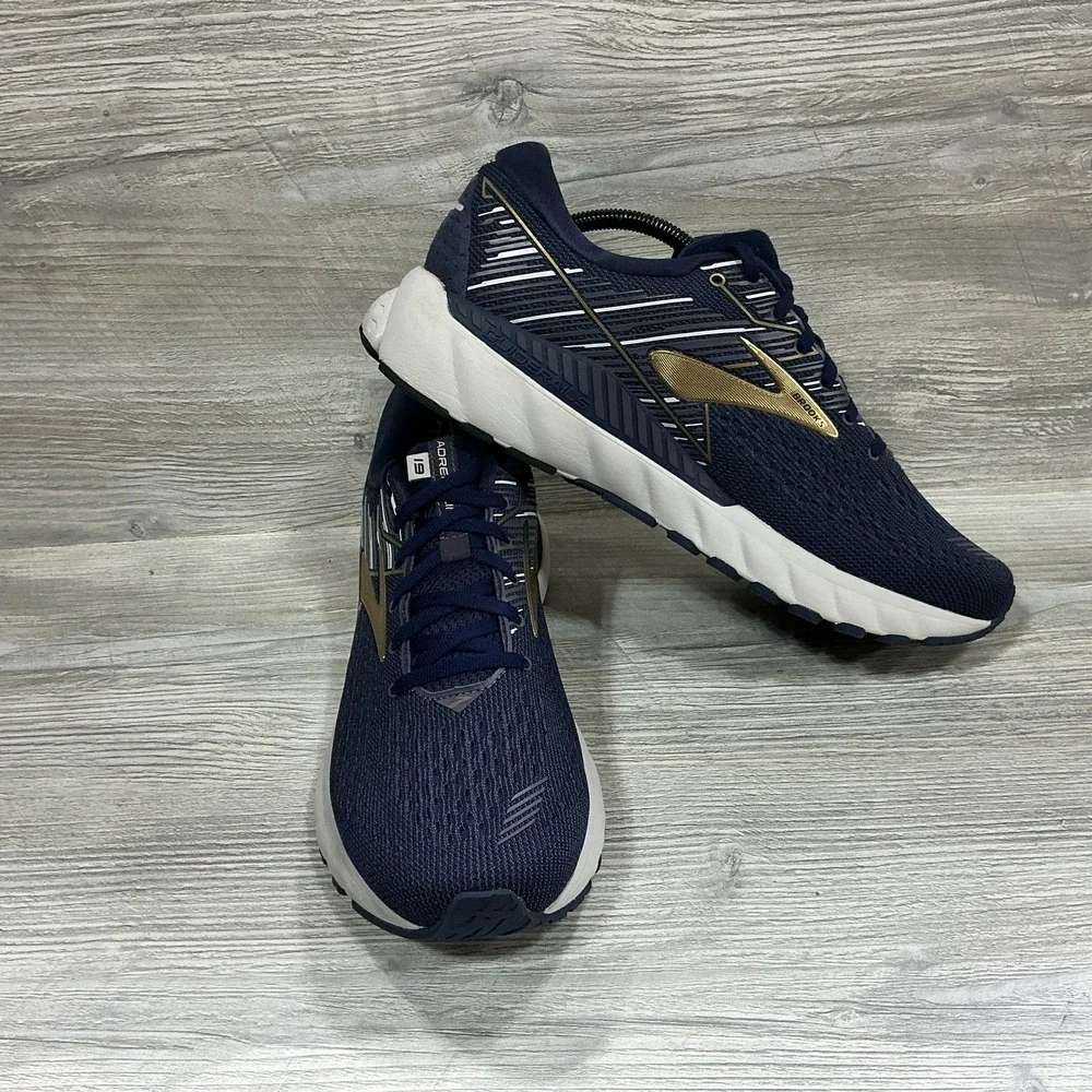 Brooks Adrenaline GTS 19 Mens Running Shoes Navy Gold Sneakers Size 11.5 D